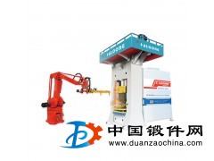 耐火磚；全自動壓磚機生產(chǎn)線；自動碼垛機器人