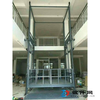 河北液壓升降臺導(dǎo)軌鏈條式提升機廠房專用電梯生產(chǎn)定制